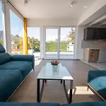 Vinky Villa