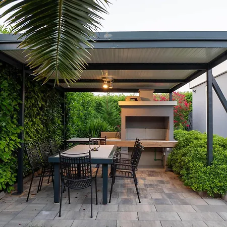 Vinky Вилла Пула